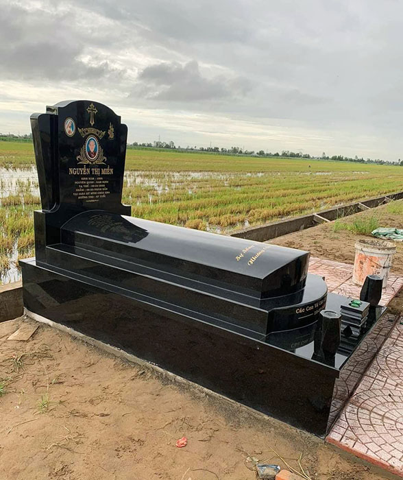 mô đá hoa cương