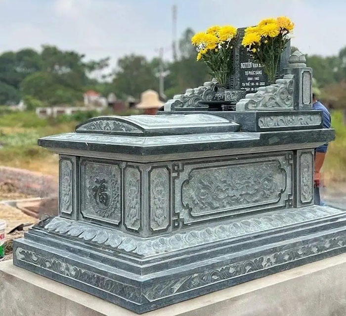 Mẫu mộ đá hậu bành