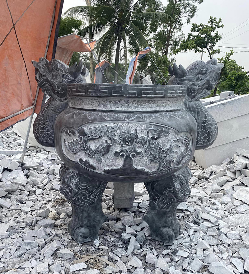 Lư hương đá