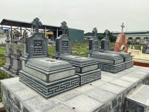 mẫu mộ đá tam cấp