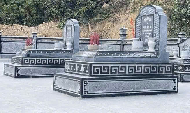 Mẫu mộ đá tam cấp đẹp